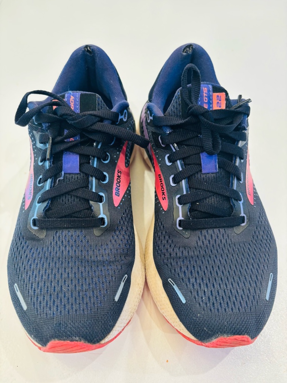 Brooks Women's Navy Running Shoes with Pink and Purple Accents size 8 - Picture 7 of 10
